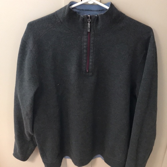 Tommy Bahama Reversible Sweatshirt. - Picture 4 of 6